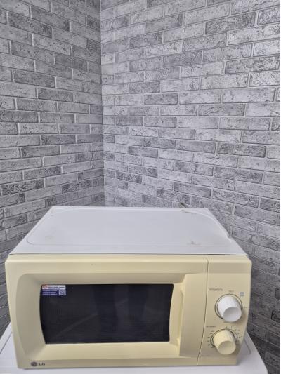 Микроволновая печь LG MS 1928 Микроволновая печь LG MS 1928
